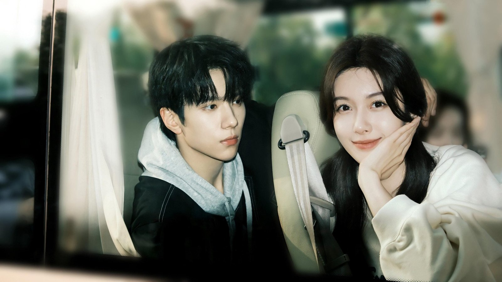 ฟินจิกหมอน! 5 ซีรีส์จีนมาแรง กุมภาพันธ์ 2025 หวานละมุนจนใจละลาย - City of Romance รักหลอก อยากบอกว่ารัก (漫城)
