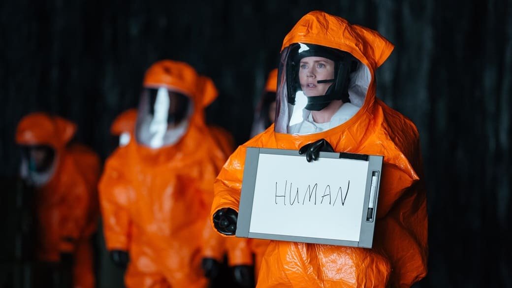 รีวิวหนัง Arrival (2016) เมื่อภาษากลายเป็นกุญแจสู่อนาคต และการสูญเสียคือสิ่งที่เรายอมรับได้ด้วยความรัก