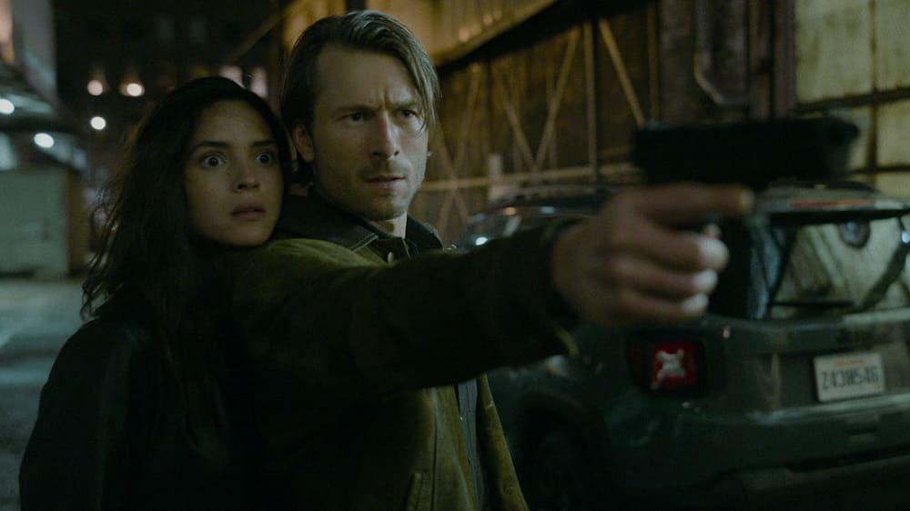 รีวิวหนัง Hit Man (2023) แม้นักฆ่าก็ต้องสยบให้กับ "ความรัก"