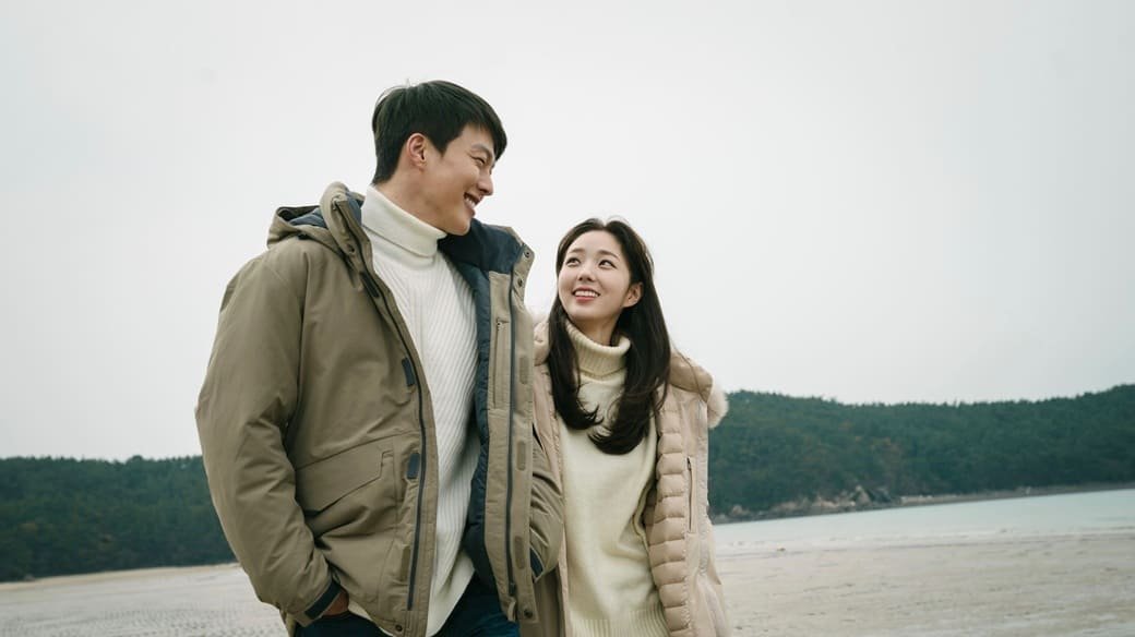 รีวิวหนัง Sweet & Sour (2021) หนังที่สอนเราว่าสิ่งที่เราเห็นอาจจะไม่ใช่ความจริงเสมอไป
