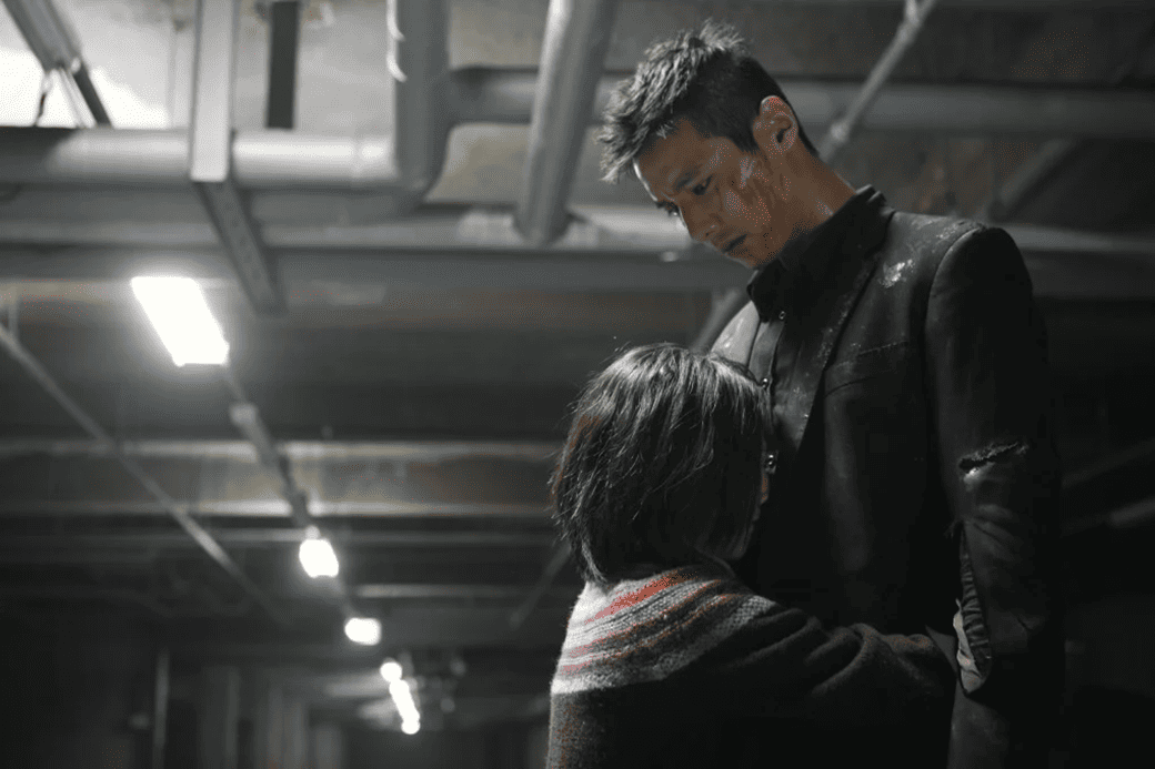 รีวิวหนัง The Man From Nowhere (2010) เมื่ออดีตนักฆ่าต้องต่อสู้เพื่อเด็กหญิงเพียงคนเดียวในชีวิต