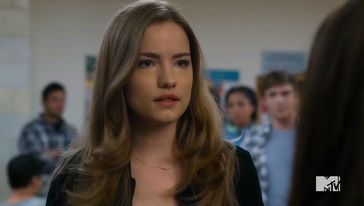 Willa Fitzgerald (วิลลา ฟิตซ์เจอรัลด์) เส้นทางสู่ความสำเร็จของ Willa จากนักเรียน Yale สู่นักแสดงชื่อดัง