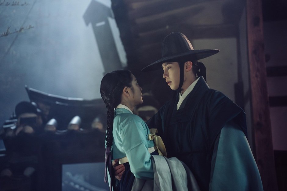 รีวิวซีรีส์ Dear Hongrang (2025) เมื่อความทรงจำและความรักต้องเผชิญกับเงามืดของอดีต