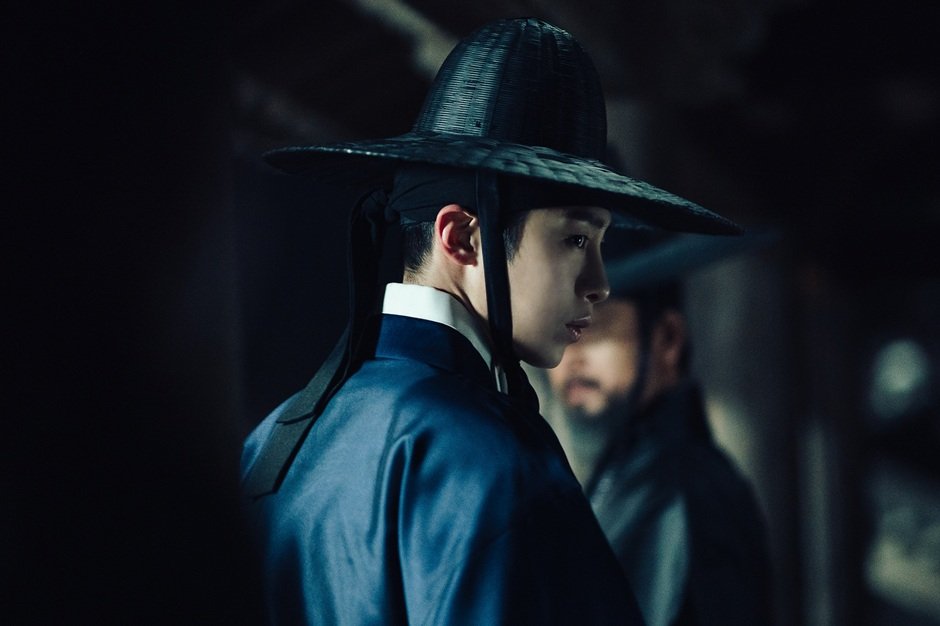 รีวิวซีรีส์ Dear Hongrang (2025) เมื่อความทรงจำและความรักต้องเผชิญกับเงามืดของอดีต