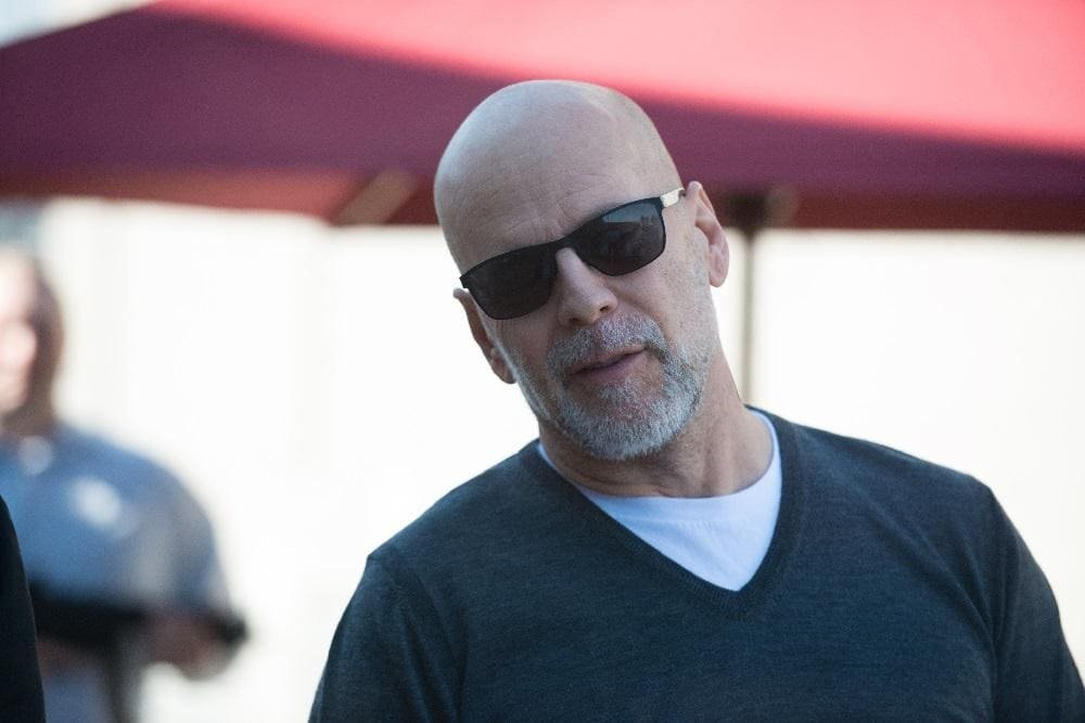 Bruce Willis (บรูซ วิลลิส) ตำนานดายฮาร์ดที่โลกจดจำ และชีวิตที่ไม่ใช่หนังฮอลลีวูด